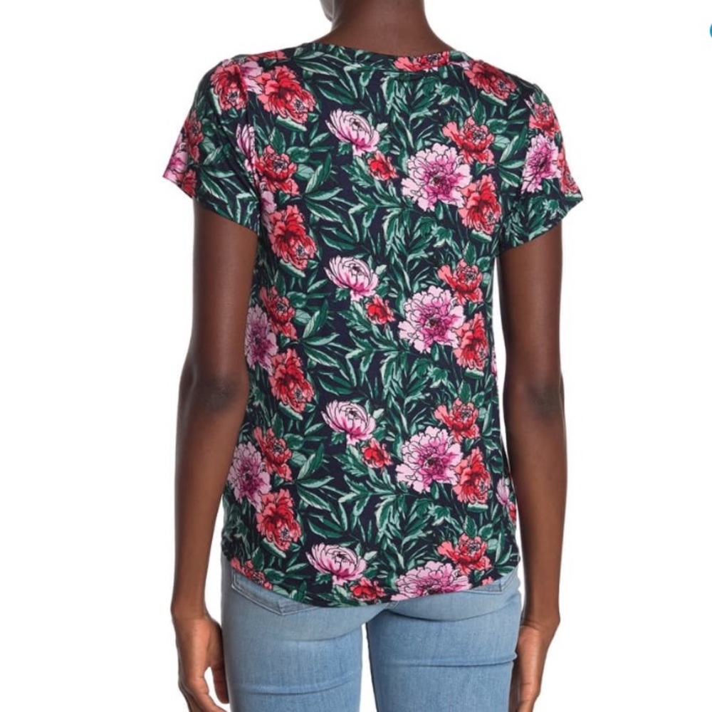 Bobeau Short Sleeve Crisscross Twist Front T-Shirt - Picture 2 of 3
